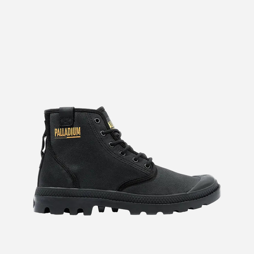 A pair of black, high-top Pampa boots with a lace-up closure and a rubber outsole.